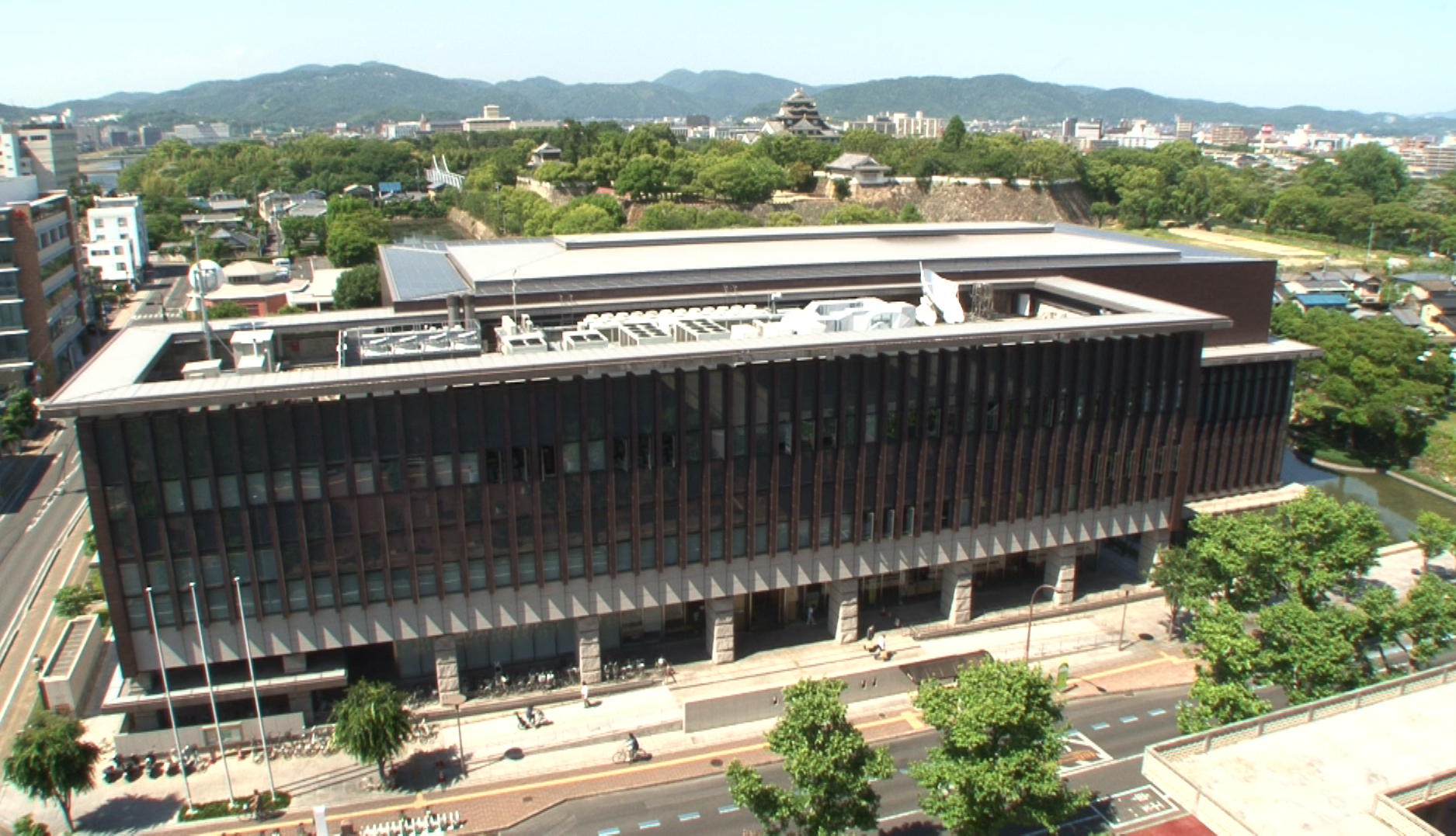 【2016年】貸出冊数11年連続　全国1位がほぼ確実の＜岡山県立図書館＞が凄い | さまくるおかやま|岡山の情報をひとまとめに【Summacle Okayama】